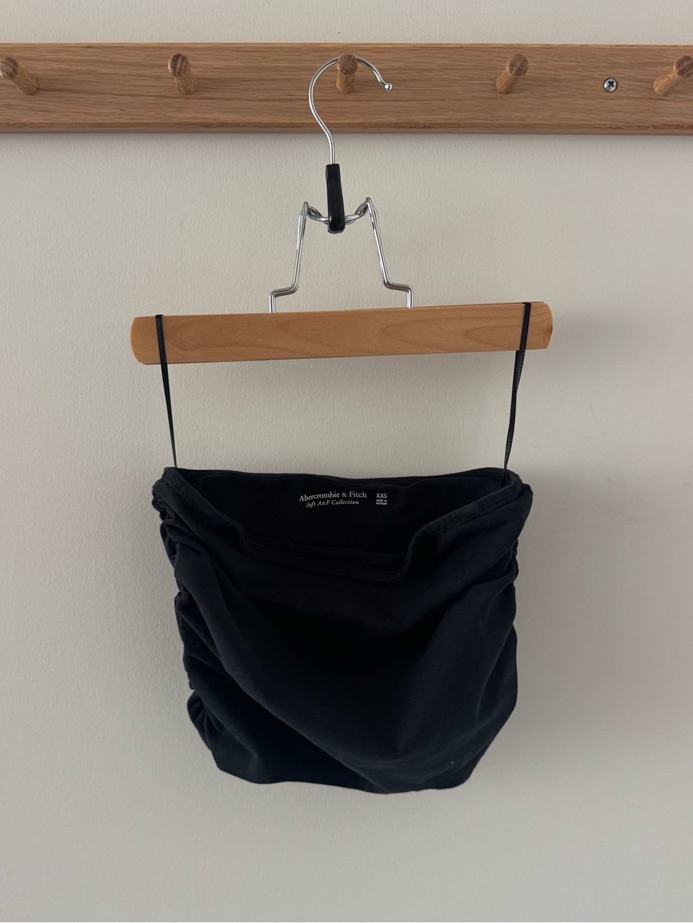 Abercrombie & Fitch Black Ruched Crop Top